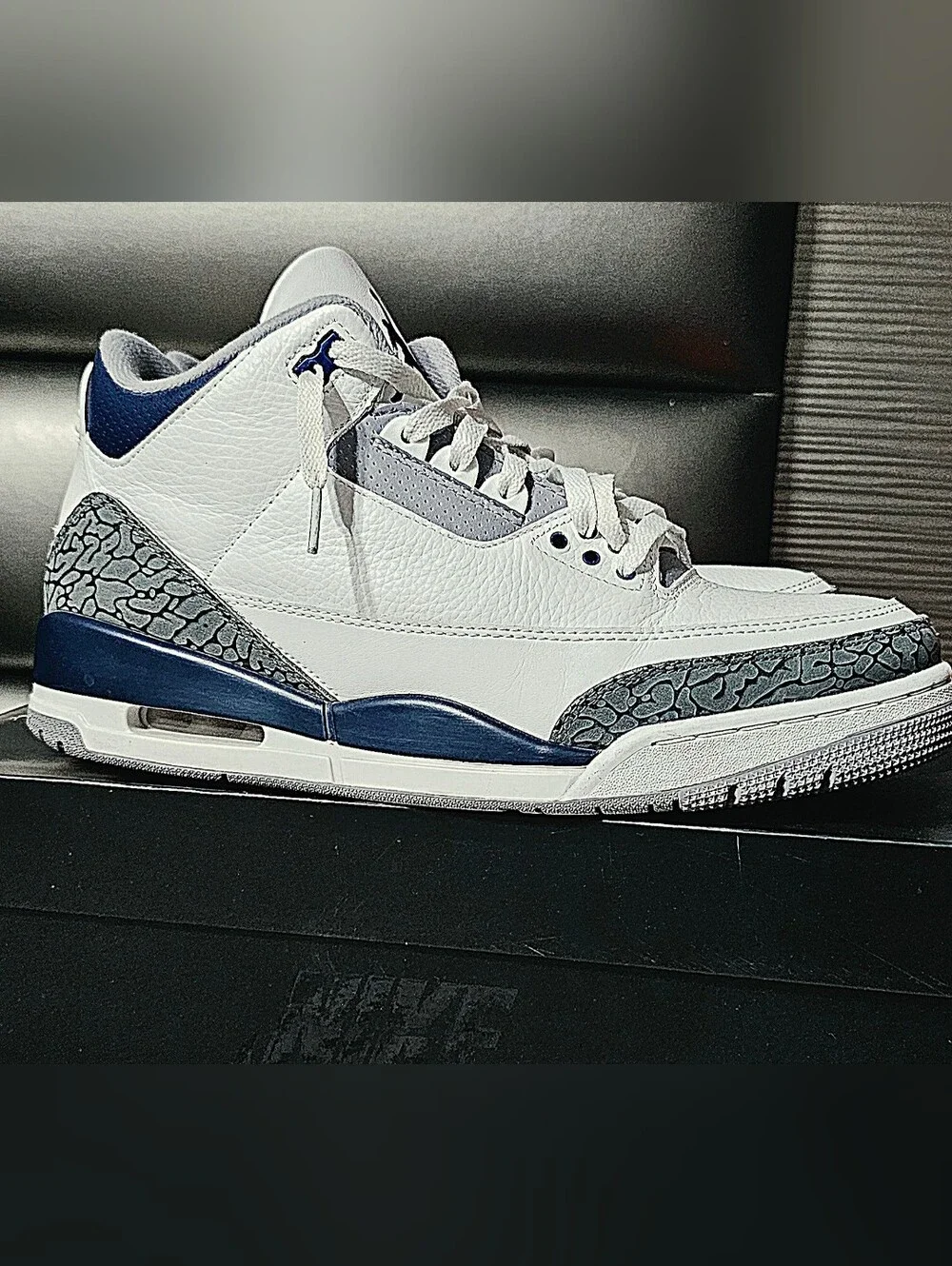 Air Jordan 3 Retro White Navy Men’s Sneakers Size 13
